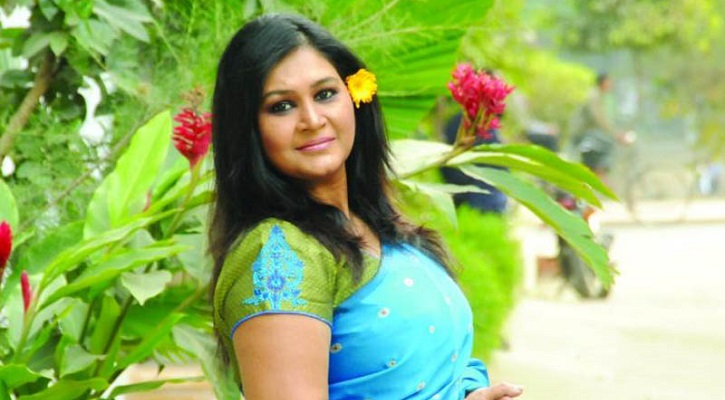 ‘মেঘবরষা’ কবে গাইবো অপেক্ষায় ছিলাম: সামিনা চৌধুরী