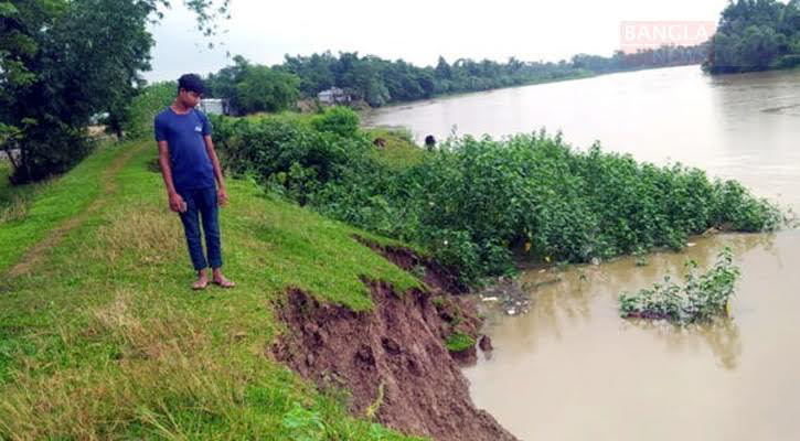 তিন উপজেলা রক্ষার বাঁধ নির্মাণে দীর্ঘসূত্রতা