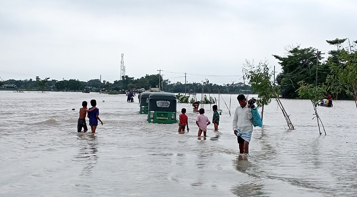 উজানের ঢলে প্লাবিত সুনামগঞ্জের নিম্নাঞ্চল, জনদুর্ভোগ