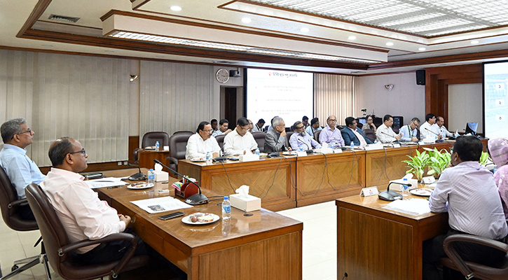 ঈদযাত্রা নিরাপদ ও নির্বিঘ্ন করতে একগুচ্ছ সিদ্ধান্ত