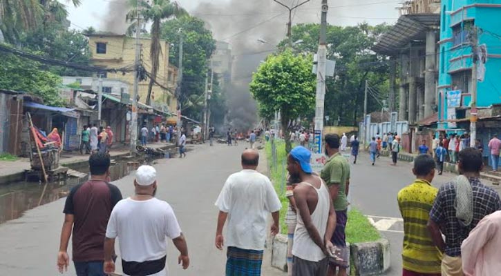 পানিসম্পদ প্রতিমন্ত্রীর বাসায় হামলা, ২০ মোটরসাইকেলে আগুন 