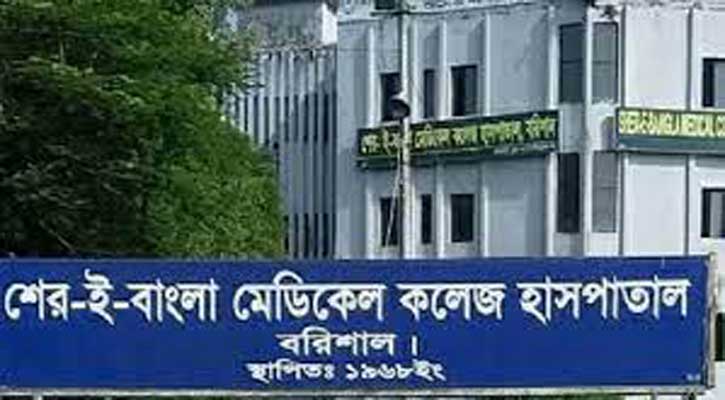 শেবাচিম হাসপাতালের পরিচালক ওএসডি, সামরিক বাহিনীর কর্মকর্তা চান শিক্ষার্থী-চিকিৎসকরা 