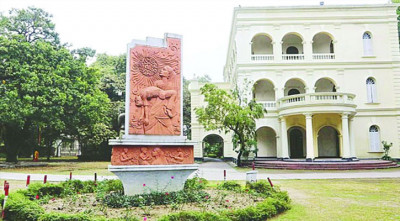 বইমেলার বিক্রি আনুমানিক ৪০ কোটি টাকা: বাংলা একাডেমি