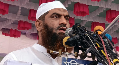 আ.লীগকে রাজনীতিতে আসতে হলে আমাদের লাশের ওপর দিয়ে আসতে হবে: মামুনুল হক