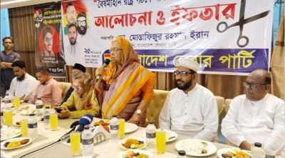 গণহত্যা চালানোয় হাসিনাকে পালাতে হয়েছে: সেলিমা রহমান