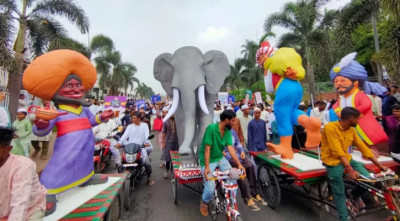ঈদ আনন্দ মিছিলে ‘মূর্তি’ প্রদর্শনী, জামায়াতের নিন্দা