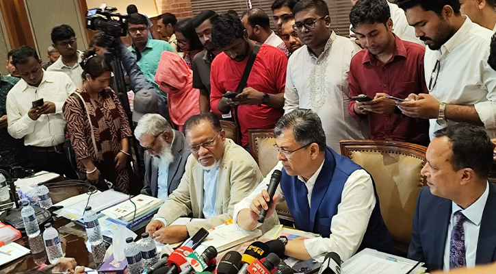 ঐকমত্য কমিশনের সঙ্গে সময় নিয়ে আলোচনা করতে চায় বিএনপি