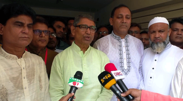 নির্বাচন বিলম্বিত করা মানে ৫ আগস্টের সঙ্গে বেঈমানি করা: আযম খান