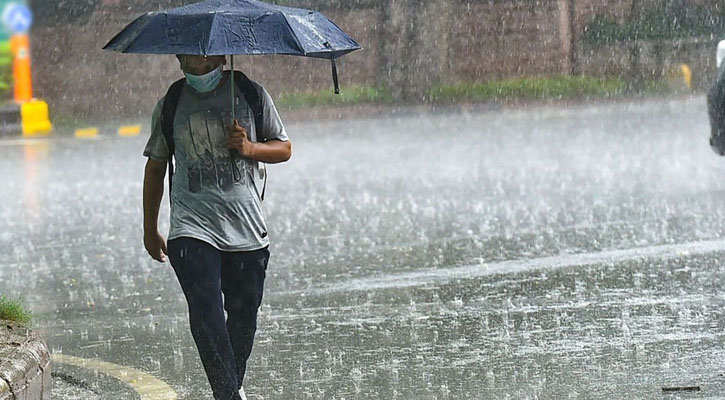 আট বিভাগেই বৃষ্টির আভাস, তাপমাত্রা কমতে পারে ৩ ডিগ্রি