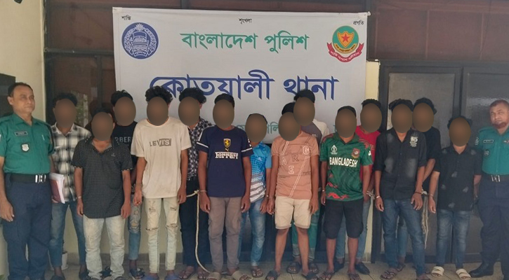 বিশেষ অভিযানে ছিনতাইকারীসহ গ্রেপ্তার ৩৭