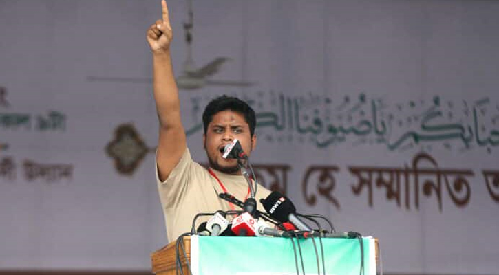 ভুলে যাবেন না, আমরা আপনাকে ক্ষমতায় বসিয়েছি: প্রধান উপদেষ্টাকে হাসনাত
