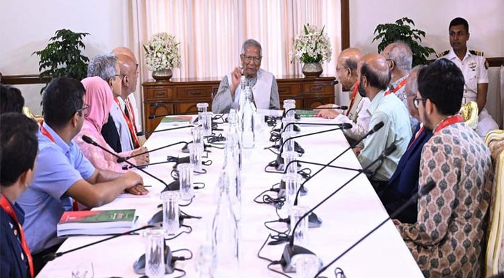 স্বাস্থ্য সংস্কার কমিশনের সুপারিশ দ্রুত বাস্তবায়নের নির্দেশ প্রধান উপদেষ্টার