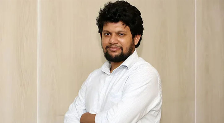 এস্টাবলিশমেন্ট দ্বিদলীয় বৃত্তে ফিরতে প্রতিজ্ঞাবদ্ধ: মাহফুজ আলম