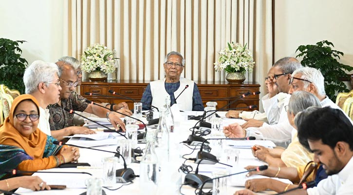 যমুনায় জরুরি বৈঠকে উপদেষ্টা পরিষদ