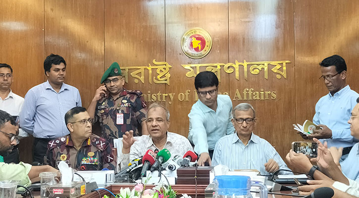 আব্দুল হামিদের লাল পাসপোর্টের বৈধতা নিয়ে তদন্ত হবে: স্বরাষ্ট্র উপদেষ্টা