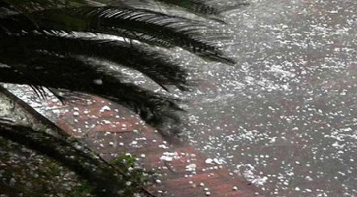 শিলাবৃষ্টির আভাস, কমবে তাপমাত্রাও 