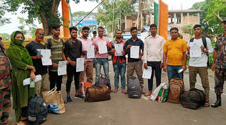 ভারতে কারাভোগ শেষে দেশে ফিরলেন ১১ জন