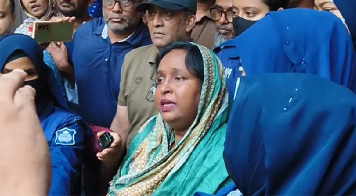 আরও দুই মামলায় শ্যোন অ্যারেস্ট আইভী, ভার্চ্যুয়ালি হাজিরা