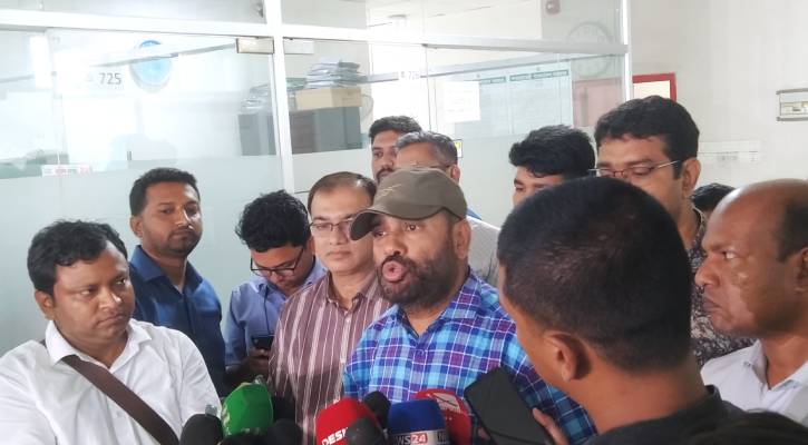 এনআইডি যাচাইয়ে কড়াকড়ি থাকলেও ব্যাংক থেকে টাকা তোলায় অসুবিধা নেই