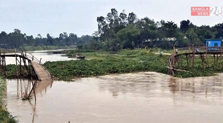 জিঞ্জিরামের কাঠের সেতু ভেঙে ভোগান্তিতে ১১ গ্রামের বাসিন্দারা 