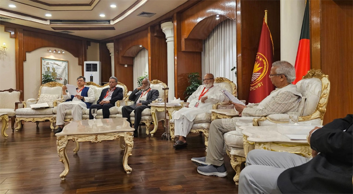 প্রধান উপদেষ্টার সঙ্গে বৈঠকে বিএনপির প্রতিনিধিদল