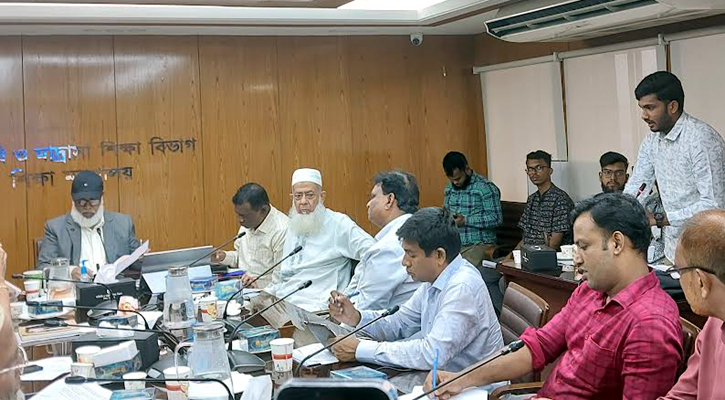 ক্লাসে ফিরছে কারিগরি শিক্ষার্থীরা, দাবি পূরণ হচ্ছে