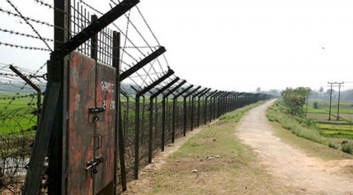 চোখ বেঁধে আনা হয় সীমান্তে, পরে পুশ-ইন