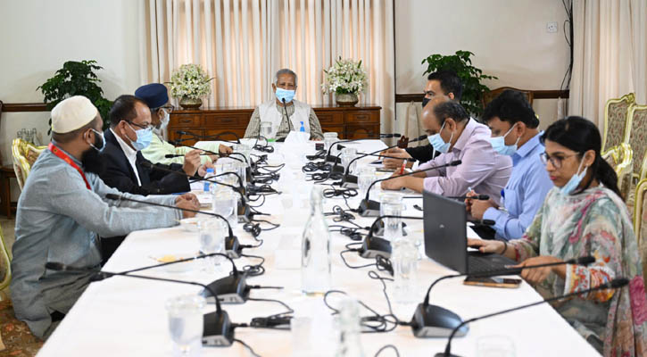 এখন থেকেই আগামী হজের প্রস্তুতির নির্দেশ প্রধান উপদেষ্টার