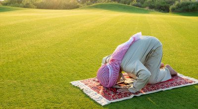 ভ্রমণে নামাজ যেভাবে পড়বেন