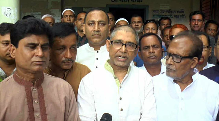 বিএনপিতে কোনো হাইব্রিডের জায়গা হবে না: আযম খান