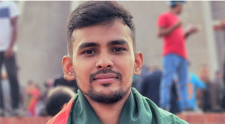 জুলাইতে শহীদ হতে না পারা আমার জন্য আফসোসের: উপদেষ্টা আসিফ মাহমুদ 