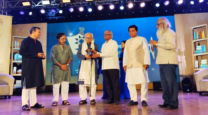 ব্র্যাক ব্যাংক-সমকাল সাহিত্য পুরস্কার পেলেন চার সাহিত্যিক 
