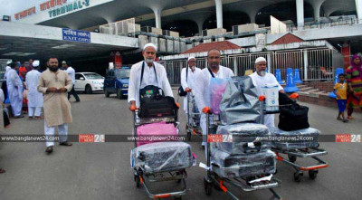 হজ শেষে দেশে ফিরেছেন ৬৫ হাজার ৫৭৩ হাজি