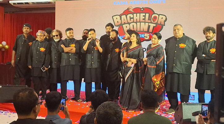 ‘ব্যাচেলর পয়েন্ট’র নির্মাতা ও অভিনেতাসহ ৬ জনকে আইনি নোটিশ