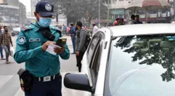রাজধানীতে ট্রাফিক আইন লঙ্ঘনে ১১৬৭ মামলা