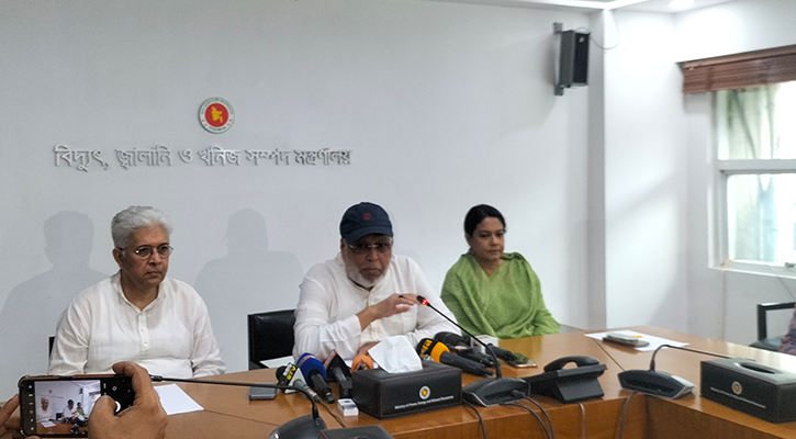 অর্থনৈতিক ক্ষতির উদ্দেশ্যেই এনবিআরের আন্দোলন সরকারবিরোধী রূপ নেয়:  উপদেষ্টা