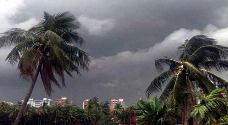 স্থল নিম্নচাপ, ১৫ অঞ্চলে ঝড়ের শঙ্কা