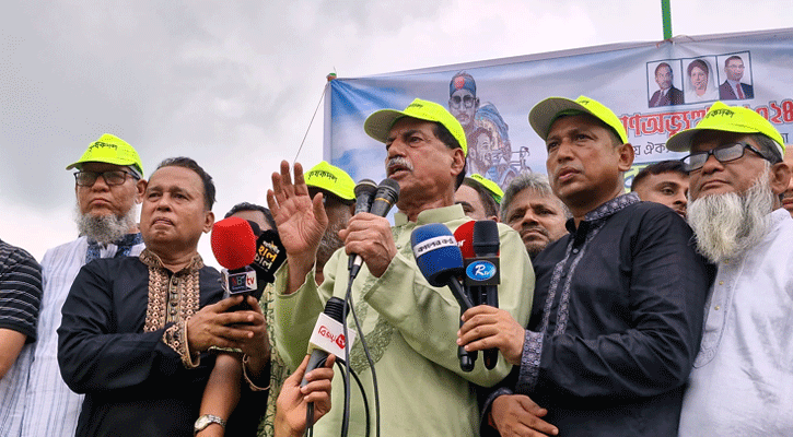 পতিত স্বৈরাচার সরকার বাংলাদেশের মাটিতে ফিরে আসতে পারবে না: খোকন