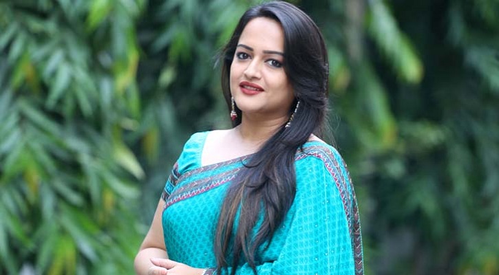 অর্ধযুগ পর ঈশিতার গানে ফেরা