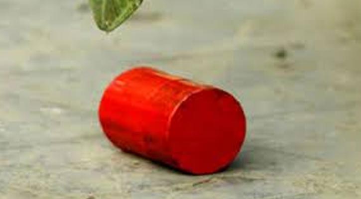 পল্টনে ককটেল বিস্ফোরণ
