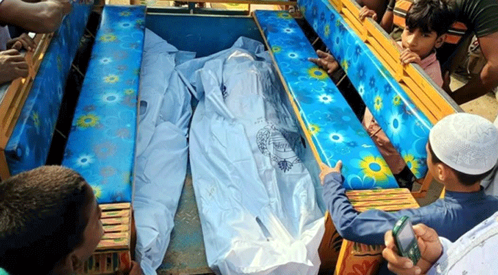 বিছানায় স্ত্রী এবং আড়ার সঙ্গে ঝুলছিল স্বামীর লাশ  