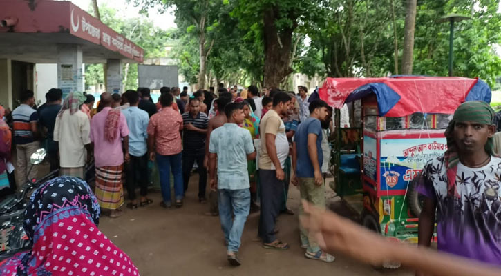 রৌমারীতে দুপক্ষের সংঘর্ষ, নিহত ৩