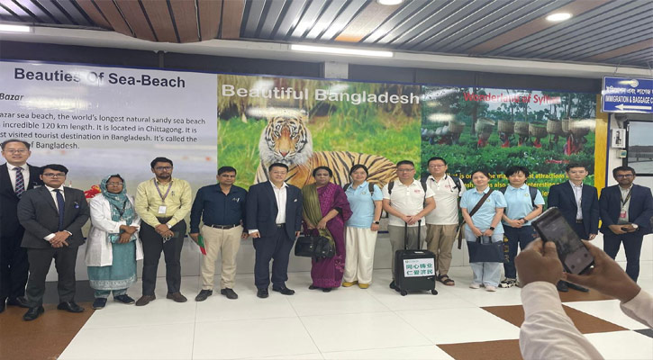 বিমান দুর্ঘটনায় দগ্ধদের চিকিৎসা দিতে চীনা মেডিকেল টিম ঢাকায়