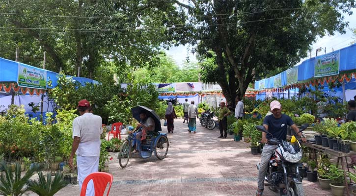 মেহেরপুরে সপ্তাহব্যাপী বৃক্ষমেলার উদ্বোধন