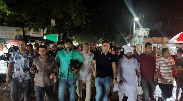 সাতক্ষীরা-৪ সংসদীয় আসনের সীমানা পরিবর্তনের প্রতিবাদে শ্যামনগরে বিক্ষোভ
