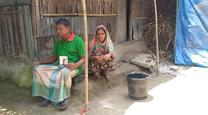 ‘সন্তান নেই, কান্না আছে—তবুও পাশে কেউ নেই’