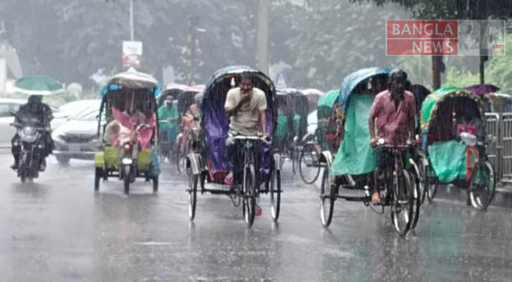 ৩ বিভাগে অতিভারী, ঢাকায় মাঝারি ধরনের বৃষ্টির আভাস