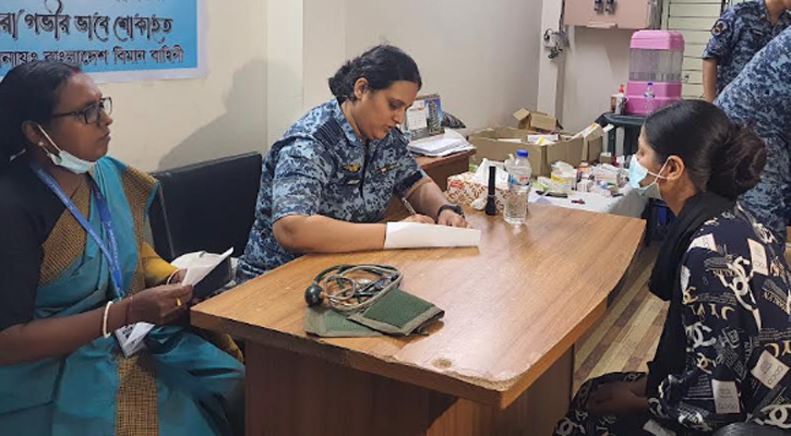 শিক্ষার্থীদের ট্রমা কাটিয়ে উঠতে মাইনস্টোনে কাউন্সেলিং