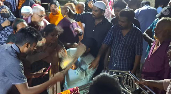 কুষ্টিয়ায় বিদ্যুৎস্পৃষ্ট হয়ে মা-ছেলের মৃত্যু