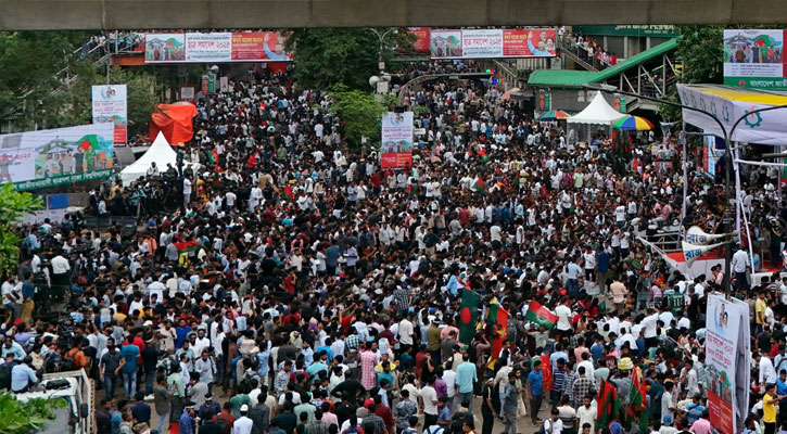 শহীদদের স্মরণে শাহবাগে ছাত্রদলের সমাবেশ শুরু